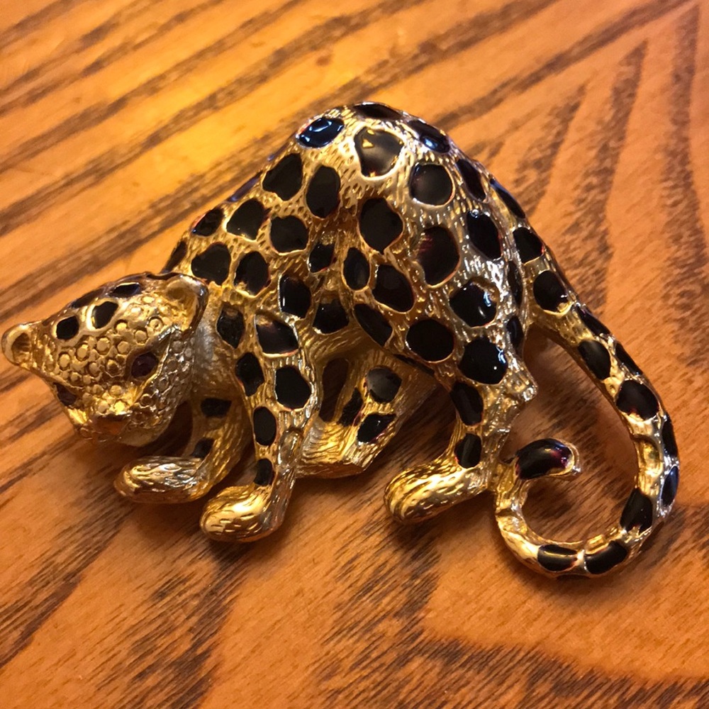 Vintage Brooch